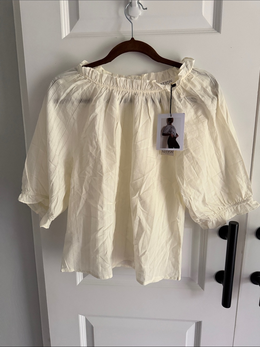 Anthro Nation Los Angeles Women’s Cream Peasant Blouse‎ large